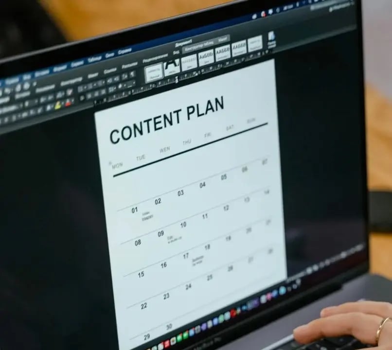 een contentkalender op laptopscherm