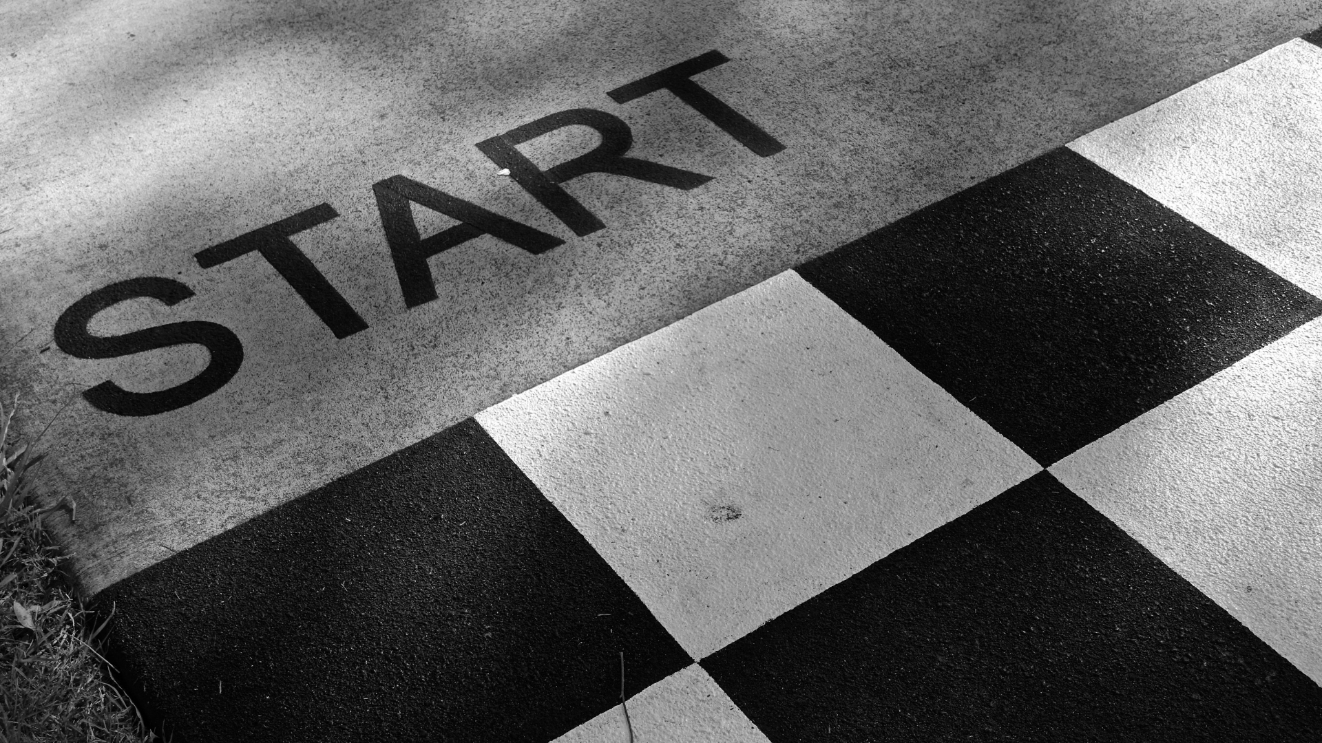 Start sign race