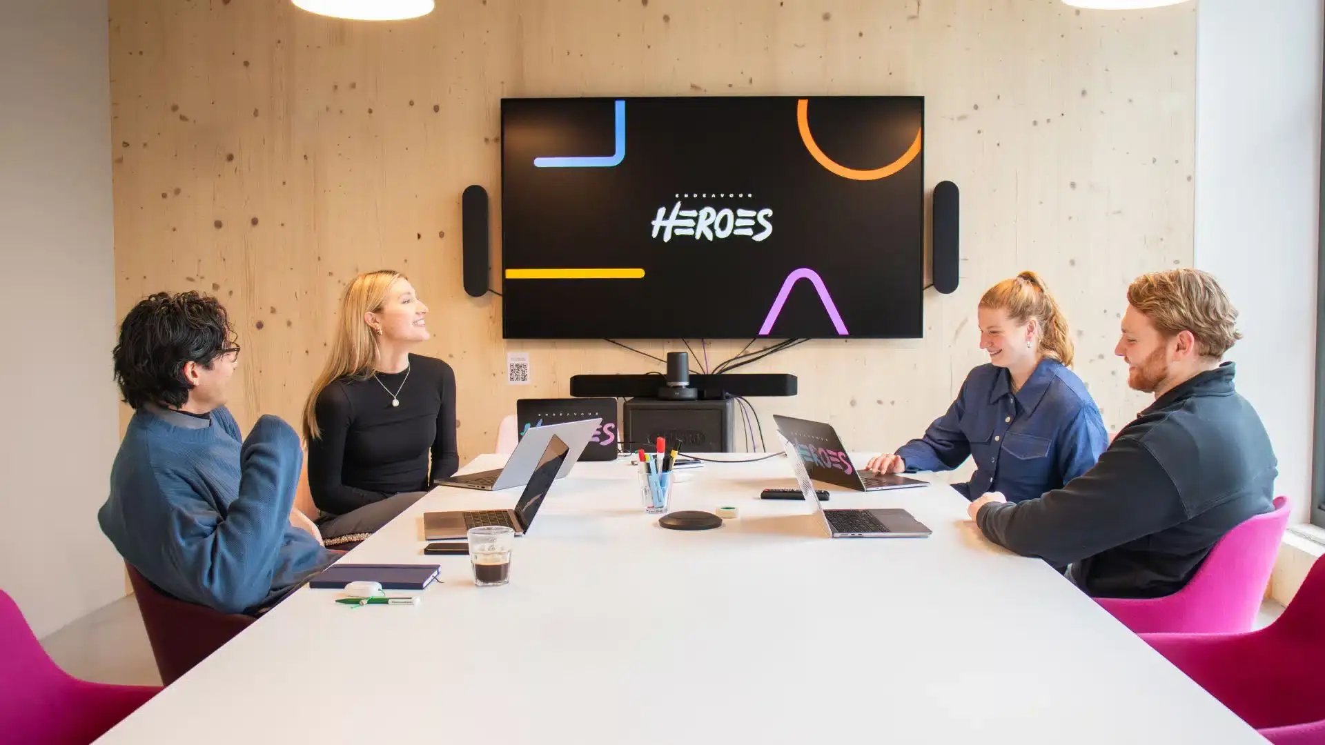 meeting-endeavour-heroes